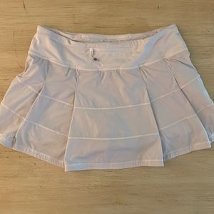 Lululemon pace rival skirt